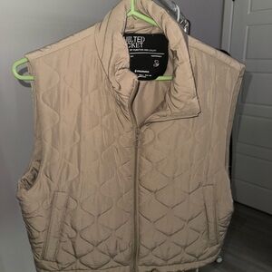 stradivarius Quilted Jacket in Beige